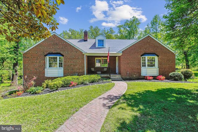 1750 OVERLOOK DR, Silver Spring, MD 20903