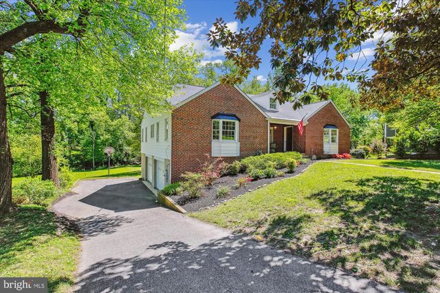 1750 OVERLOOK DR, Silver Spring, MD 20903