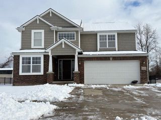 52658 Delena Drive, Macomb Township, MI 48042