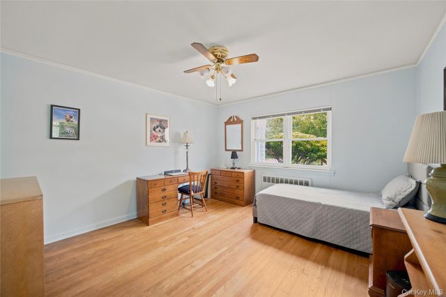 102 Stephan Marc Lane, New Hyde Park, NY 11040