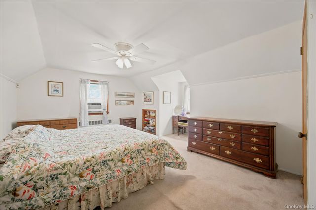 102 Stephan Marc Lane, New Hyde Park, NY 11040