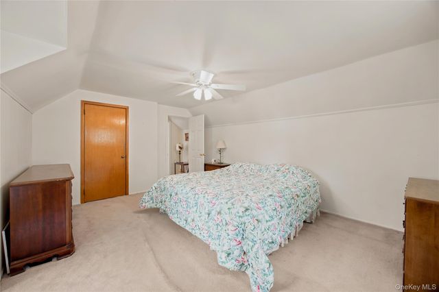 102 Stephan Marc Lane, New Hyde Park, NY 11040