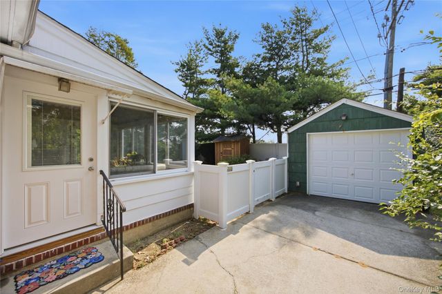 102 Stephan Marc Lane, New Hyde Park, NY 11040