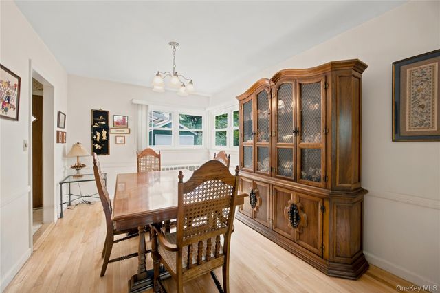 102 Stephan Marc Lane, New Hyde Park, NY 11040