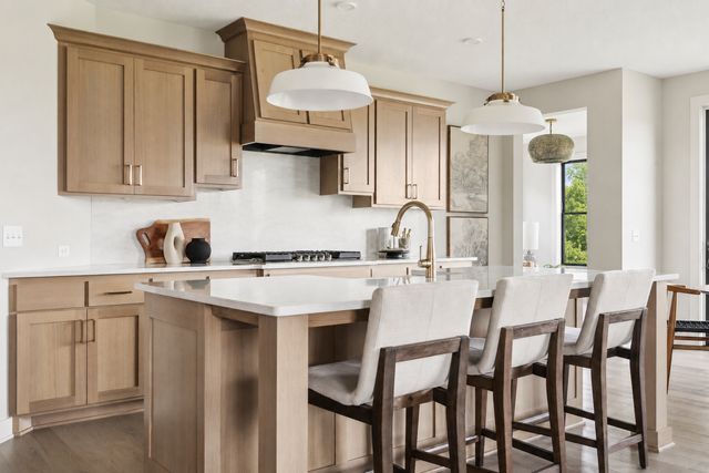 3725 Knightsbridge Lane N, Lake Elmo, MN 55042