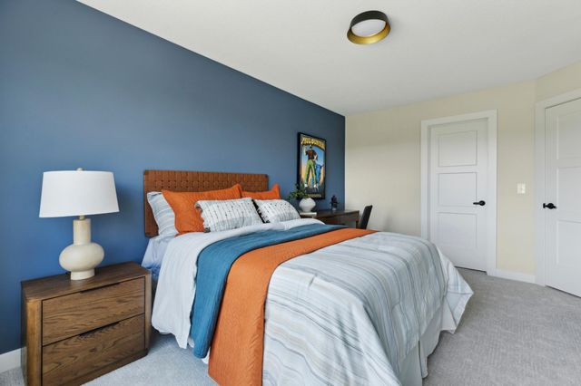 3725 Knightsbridge Lane N, Lake Elmo, MN 55042