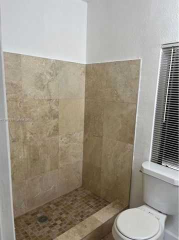 6028 SW 27th St R, Miramar, FL 33023