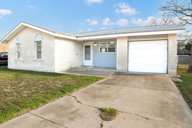 104 Moonlite, Sinton, TX 78387