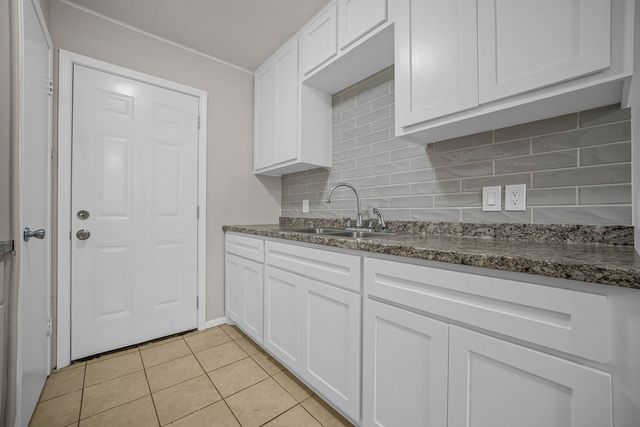 104 Moonlite, Sinton, TX 78387