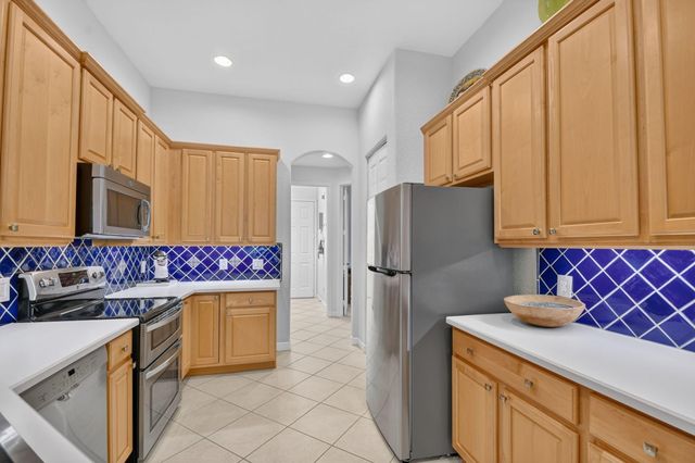 9574 LANTERN BAY Circle, West Palm Beach, FL 33411