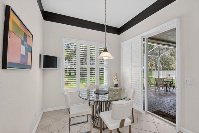 9574 LANTERN BAY Circle, West Palm Beach, FL 33411