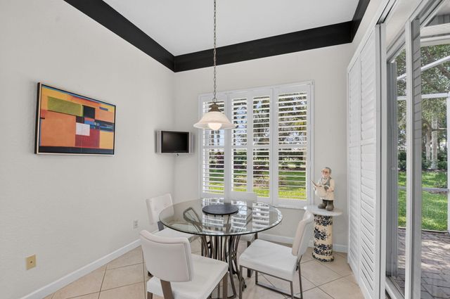 9574 LANTERN BAY Circle, West Palm Beach, FL 33411