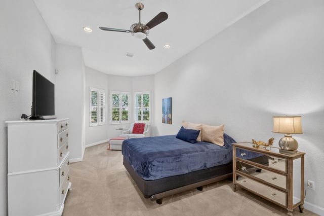 9574 LANTERN BAY Circle, West Palm Beach, FL 33411