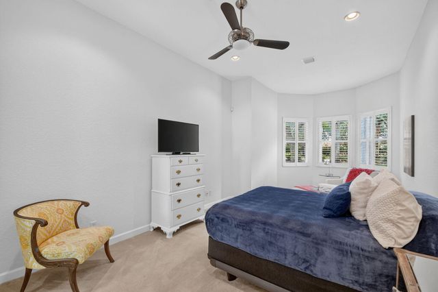 9574 LANTERN BAY Circle, West Palm Beach, FL 33411