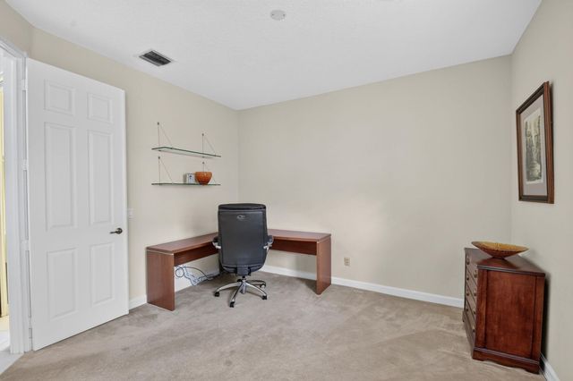 9574 LANTERN BAY Circle, West Palm Beach, FL 33411
