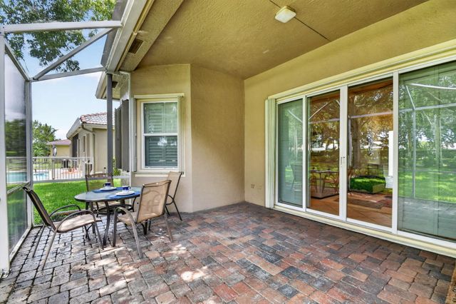 9574 LANTERN BAY Circle, West Palm Beach, FL 33411