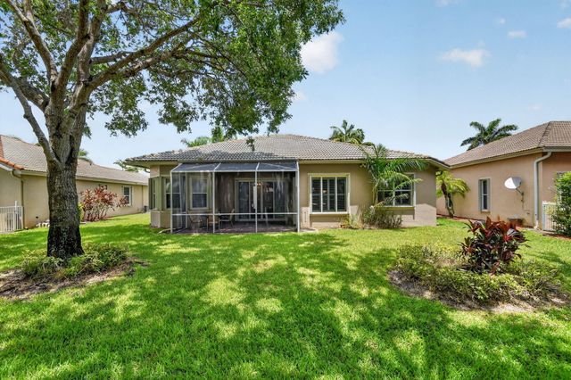 9574 LANTERN BAY Circle, West Palm Beach, FL 33411