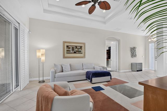 9574 LANTERN BAY Circle, West Palm Beach, FL 33411