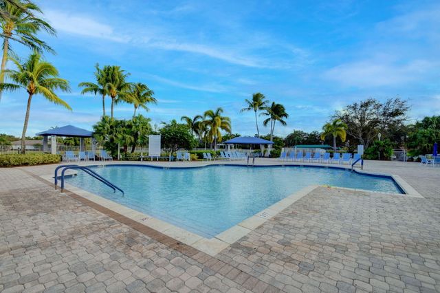 9574 LANTERN BAY Circle, West Palm Beach, FL 33411
