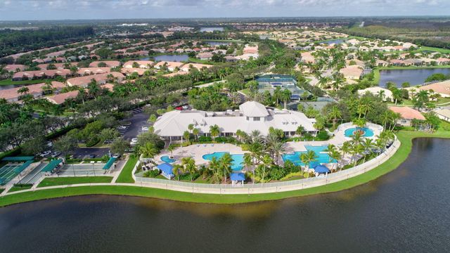 9574 LANTERN BAY Circle, West Palm Beach, FL 33411
