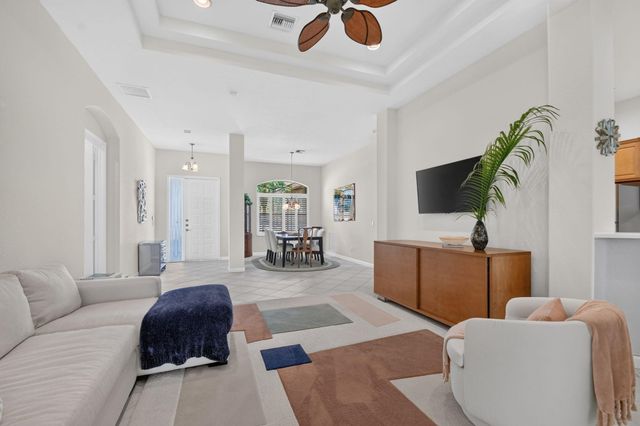 9574 LANTERN BAY Circle, West Palm Beach, FL 33411
