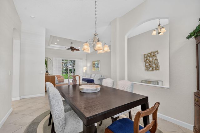 9574 LANTERN BAY Circle, West Palm Beach, FL 33411