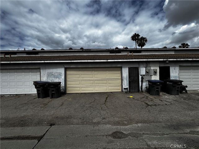 17 Scottsdale N, Carson, CA 90745