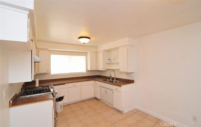 17 Scottsdale N, Carson, CA 90745