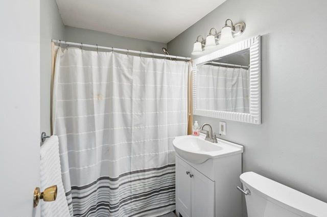 21 Gary Lane, Exeter, NH 03833