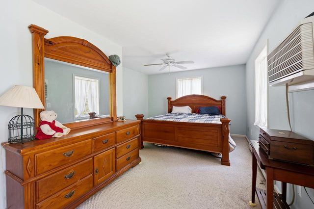 21 Gary Lane, Exeter, NH 03833