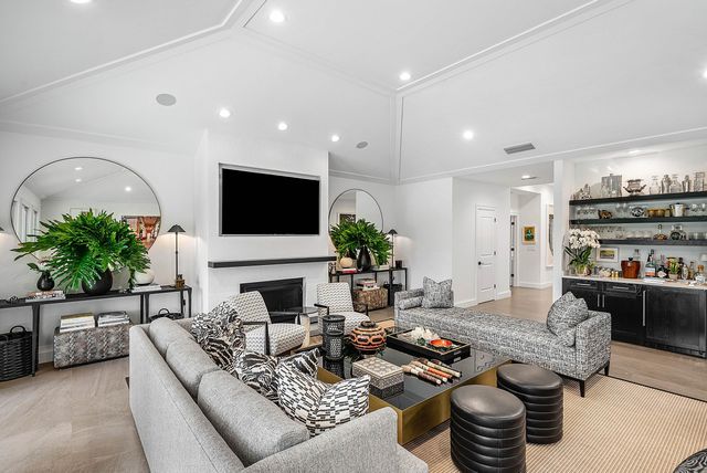 21359 Harrow Court, Boca Raton, FL 33433