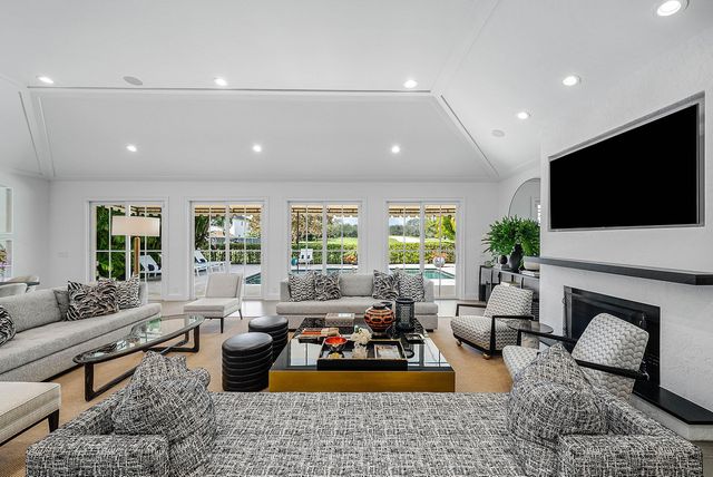 21359 Harrow Court, Boca Raton, FL 33433