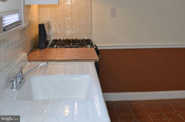 220 LINDEN, Oaklyn, NJ 08107