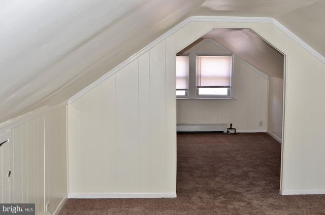 220 LINDEN, Oaklyn, NJ 08107