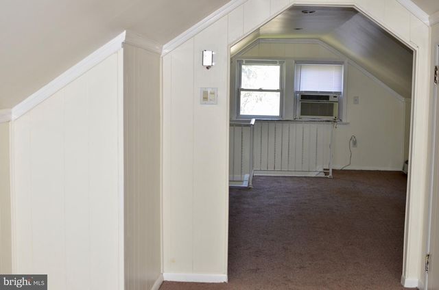 220 LINDEN, Oaklyn, NJ 08107