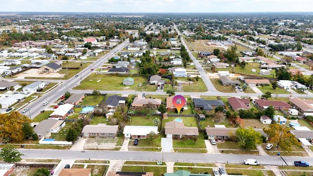 107 S Charlene Drive, Callaway, FL 32404