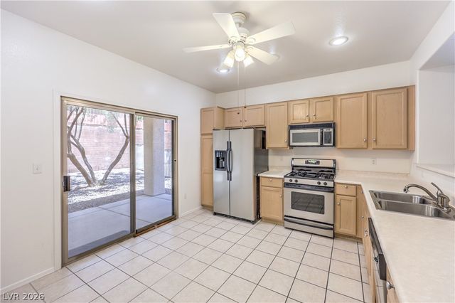 2010 Joy View Lane, Henderson, NV 89012