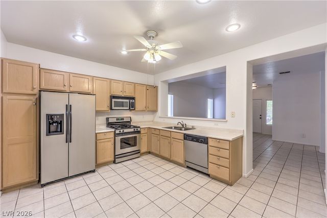 2010 Joy View Lane, Henderson, NV 89012