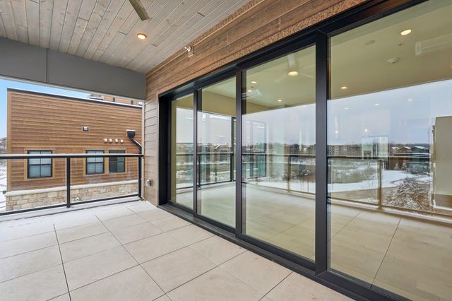 2842 Gunnison Drive, 303, Columbus, OH 43228