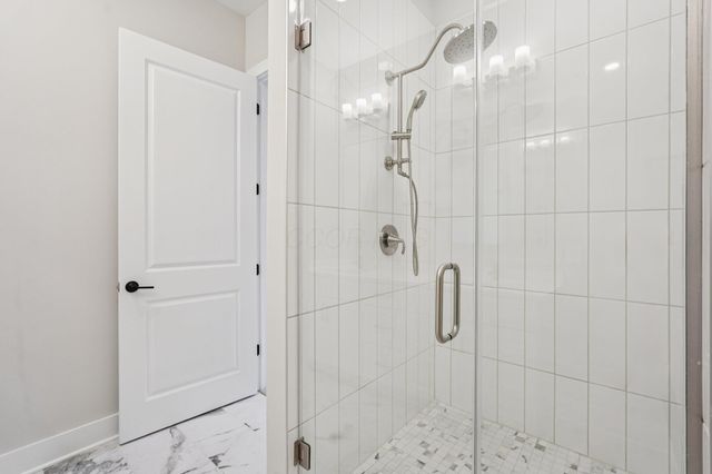 2842 Gunnison Drive, 303, Columbus, OH 43228