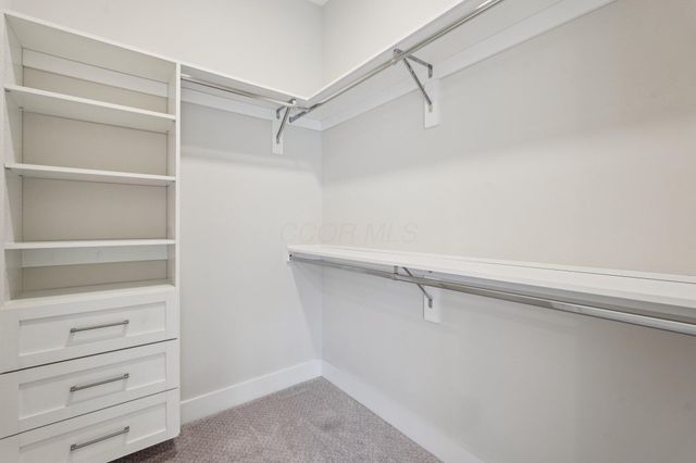 2842 Gunnison Drive, 303, Columbus, OH 43228