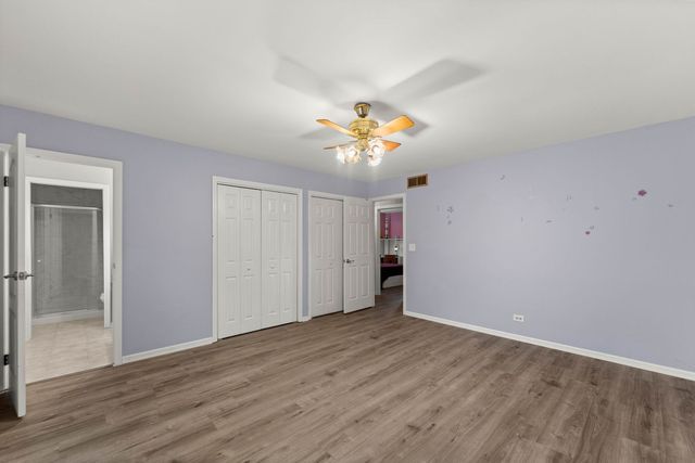 2613 Midland Drive, Naperville, IL 60564
