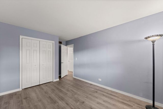 2613 Midland Drive, Naperville, IL 60564