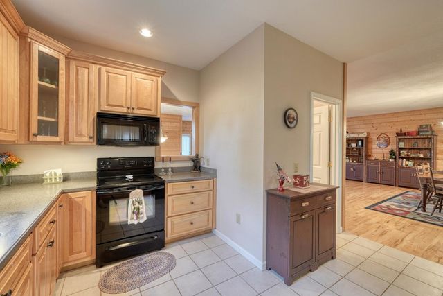 883 Village Road, Murphy, NC 28906