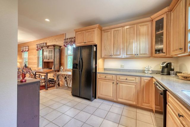 883 Village Road, Murphy, NC 28906