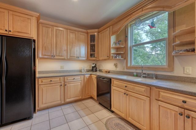 883 Village Road, Murphy, NC 28906