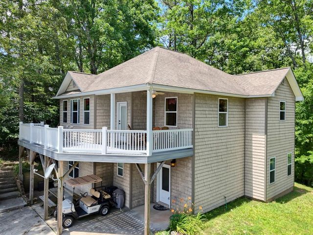 883 Village Road, Murphy, NC 28906