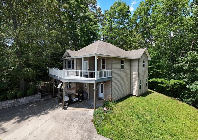 883 Village Road, Murphy, NC 28906
