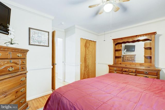 2584 SPRING VALLEY RD, Lancaster, PA 17601