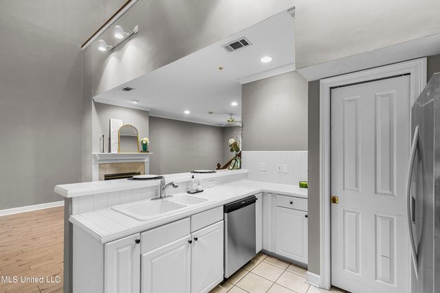 17 Charleston Circle, Brandon, MS 39047